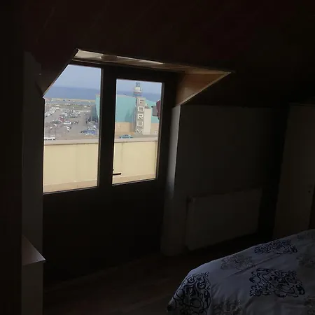 아파트 Travel In 트라존